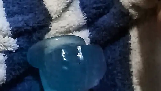 Rekaman seks solo tante seksi lagi asik muncrat pakai dildo baru