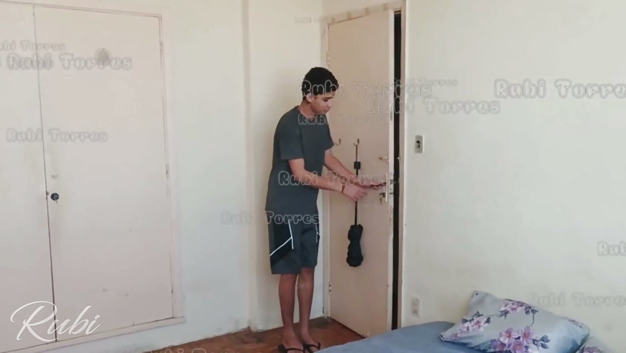 18-year-old Loses Her Virginity to Big Ass Gothic