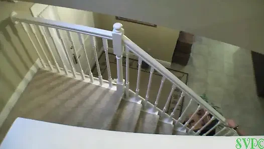 Ehefrau mit dicken titten fickt junge freundin des ehemanns