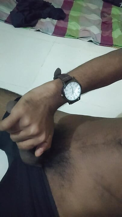 Iam so creagy but is fully my roommet he not  showing up but I show it