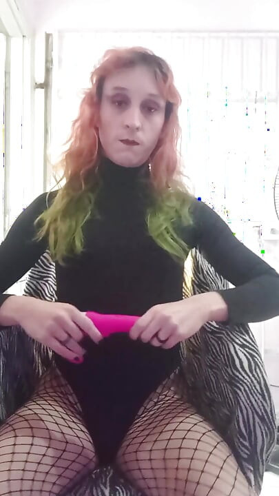 Oyuncak ve Sissyhypno