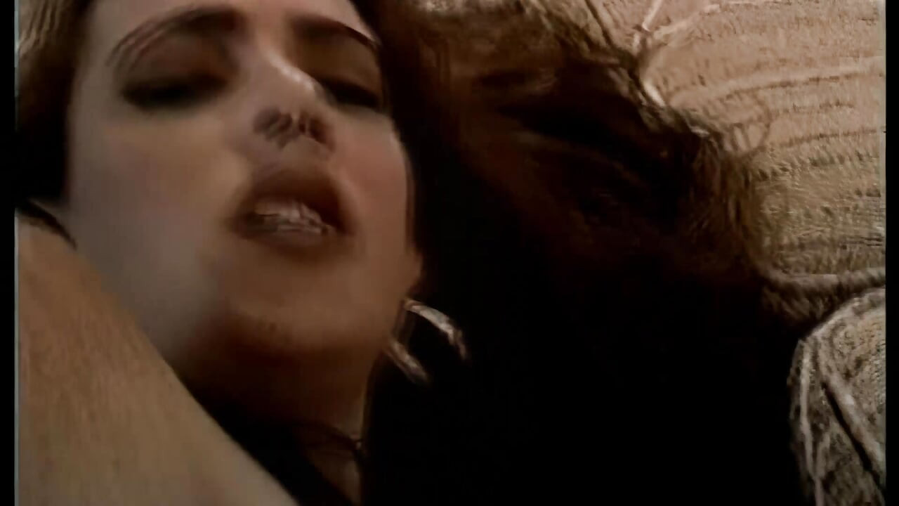 热辣特写和许多性饥渴的时刻