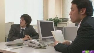 Two Guys Fuck And Creampie Aiko Hirose At The Office