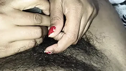 Bhabhi ne dewar ka lund chus kar uska garam gram Pani pe