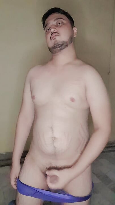 Chaddi mein fist maari di