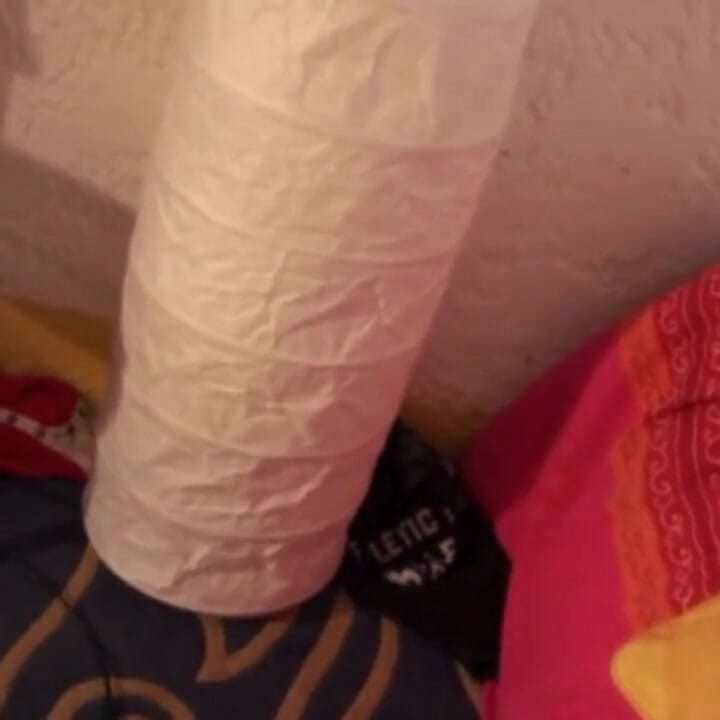 Yougn hetero fyr som ser på sin homofile venn knulle