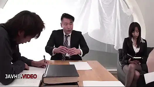 Seks berkelompok rina mayuzumi si cewek hot asia dengan toket besar yang lagi ngidam nyepong kontol