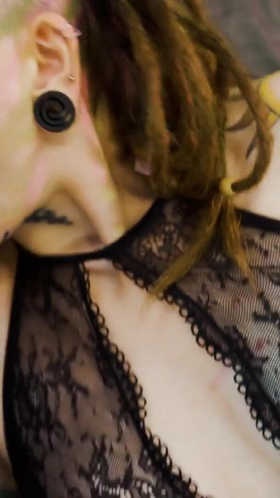 ควยใหญ่ของสาวฮิปปี้ยั่วยวนจุดไคลแม็กซ์ทางตูด | คลิป 1