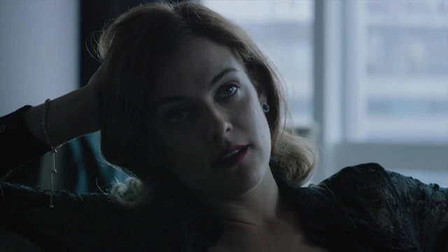 Riley Keough: фантазия куколда (софткор)