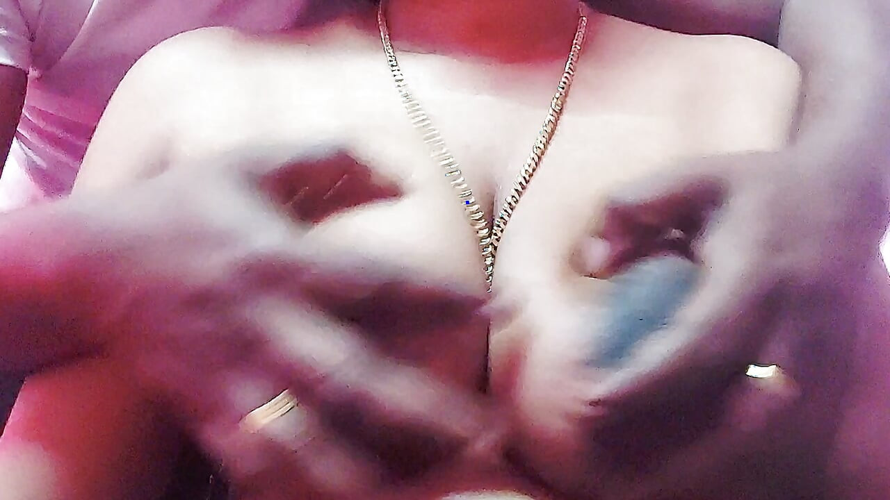 Village girl in saree, doing wonderful sex with affair person