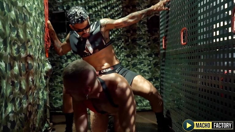 MachoFactory: Viktor Rom Takes Control of Sub Javi Hard with Hard Thrusts