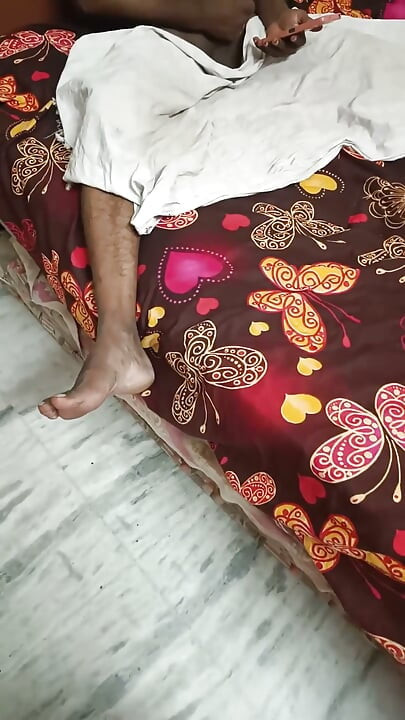 Desi Hot Beautiful Stepmom Fucking Hard with Stepson