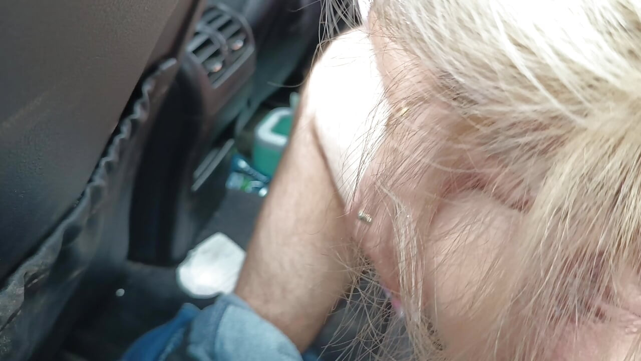 車の中の娼婦2