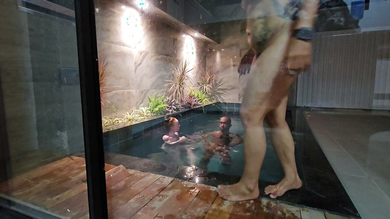 AFTER THE POOL BATH, THE FRIENDSHIP STORY ENDS IN SEX BETRAYING THE FRIEND'S TRUST BY GIVING IT TO HER HUSBAND