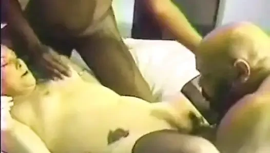 Cuckold milf - istri yang selingkuh