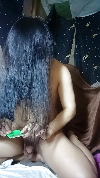 我真的这样做了，这样爸爸就会注意到我还是单身的。