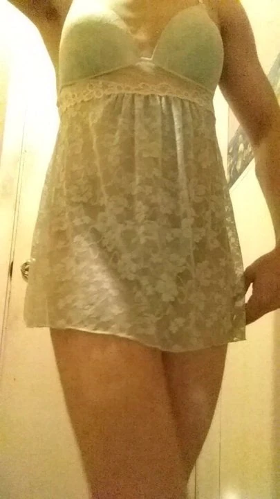 Shaking my little sissy booty in my new nightie