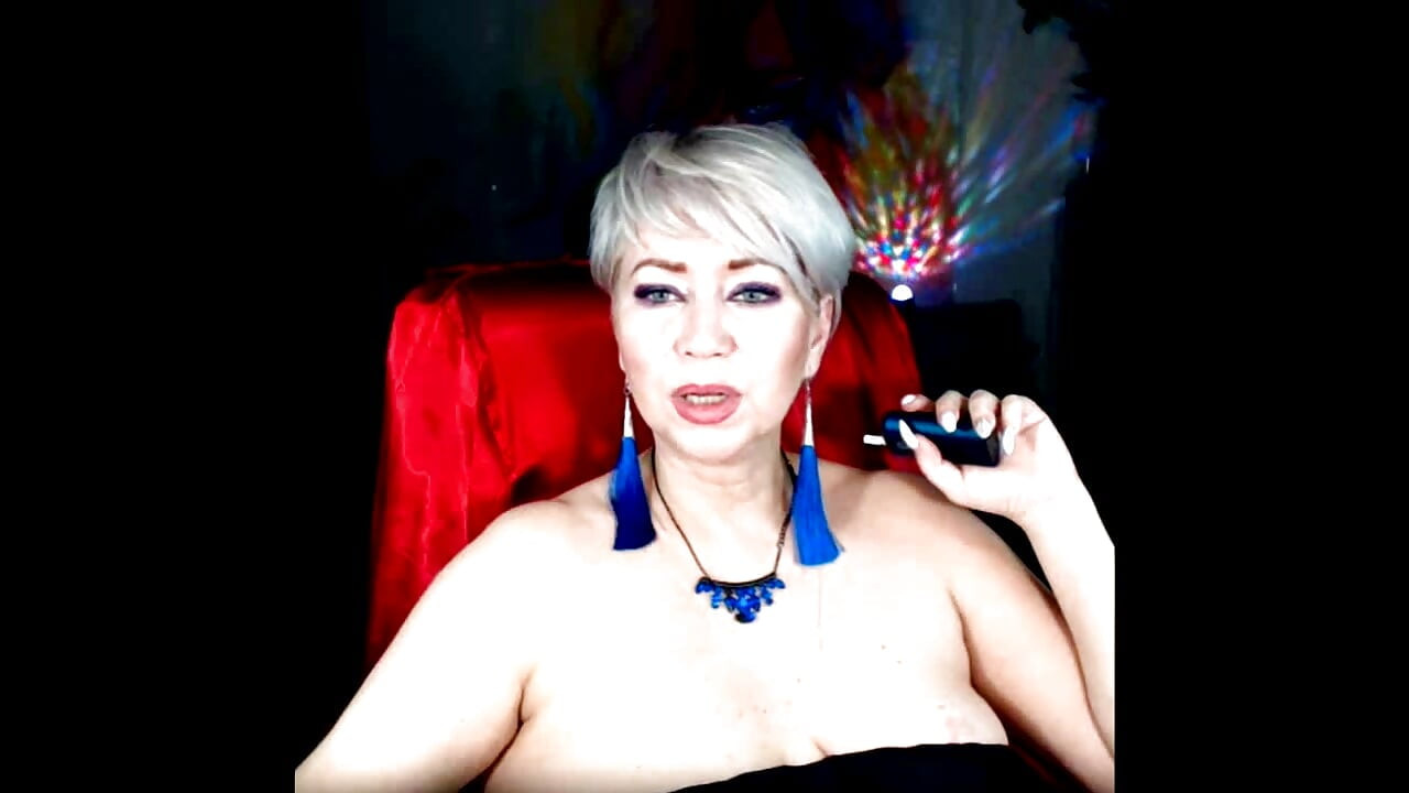 My wife is a cool webcam slut-12 .!. ))  Wild milf dancing with naked big tits...))
