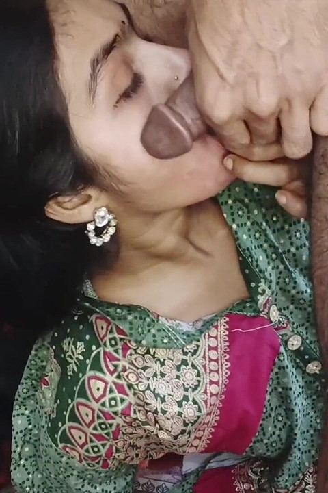 Beutiful Indian Bhabhi Hard Doggy in Bedroom with Devar - Amateur Desi Homemade Roleplay