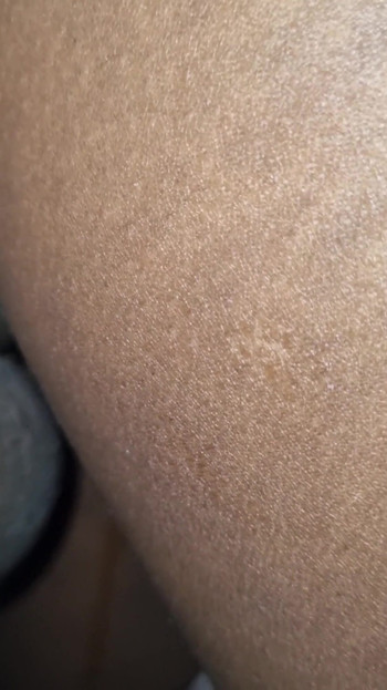 Παντρεμένος άντρας γαμάει τον παρθένο κώλο μου | Κλιπ 1