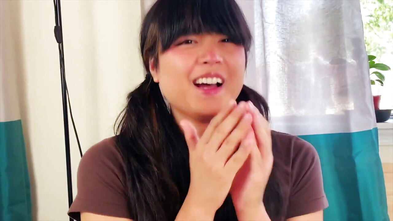 和你的继妹玩电子游戏赌注：GFE