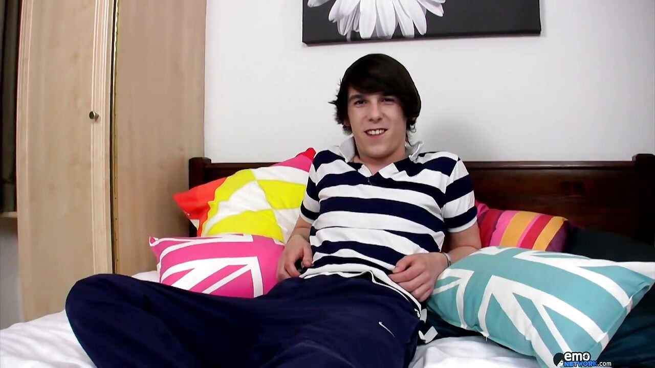 Emo Boy Skye ile boşaltma