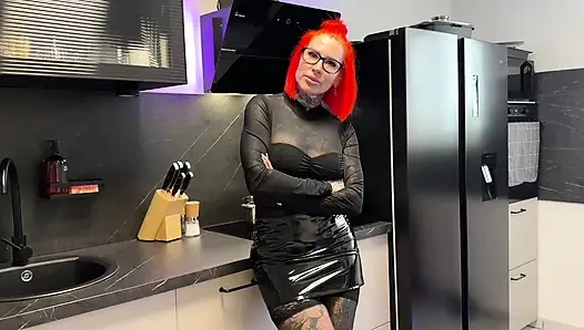 She doesn't let him go! That's why he fucks StiefMUTTI in the ass.