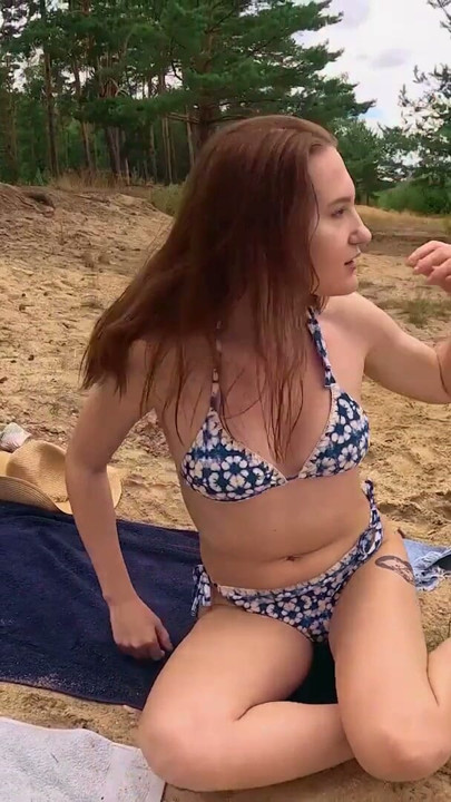 HUNT4K. As soon as she saw the money, she immediately started sucking a Stranger's Dick on the Beach | Clip 1