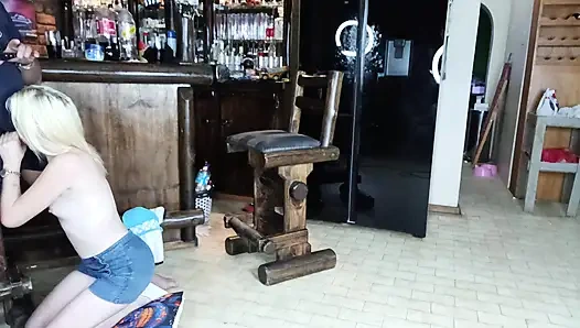 Face Fack 2 Cocks in 1 Blond