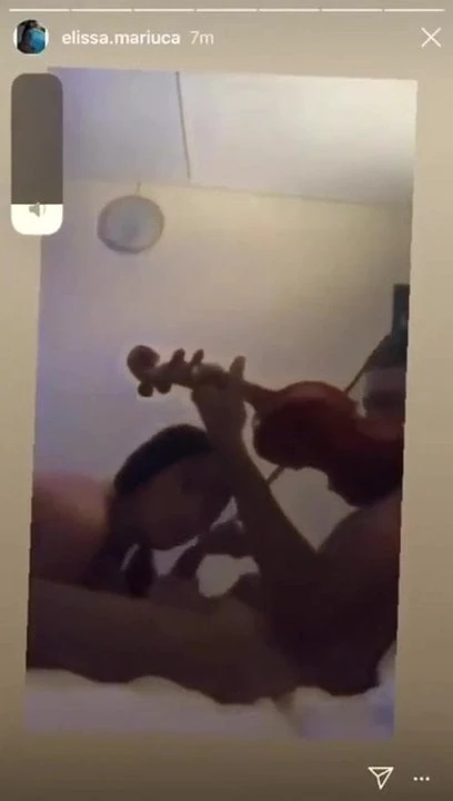 Muie si muzica