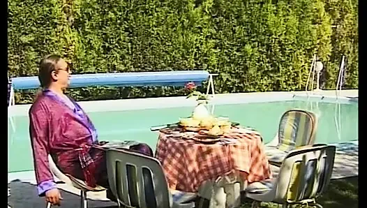 Alman Kapılarının Arkasında Özenle Siktir Edilir - Tam Film