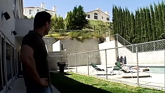 Двойное проникновение и камшот в рот для молодой рыжей девушки