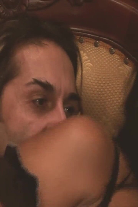 Ubrane laski sceny 4_busty brunetki pokojówki uprawiają seks wraz ze swoimi szefami