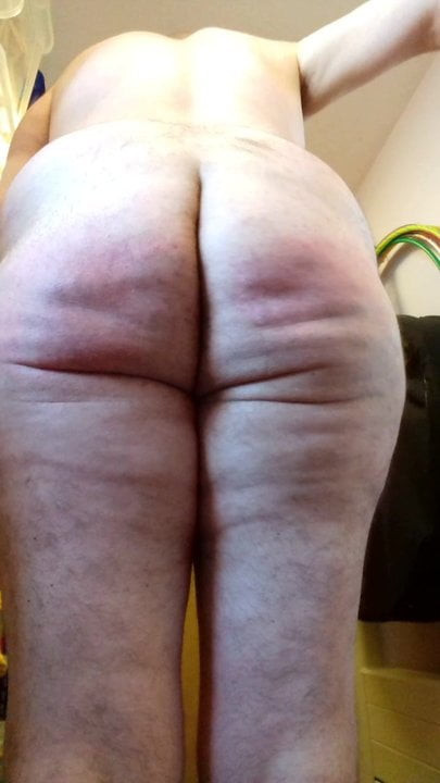 Short self spanking