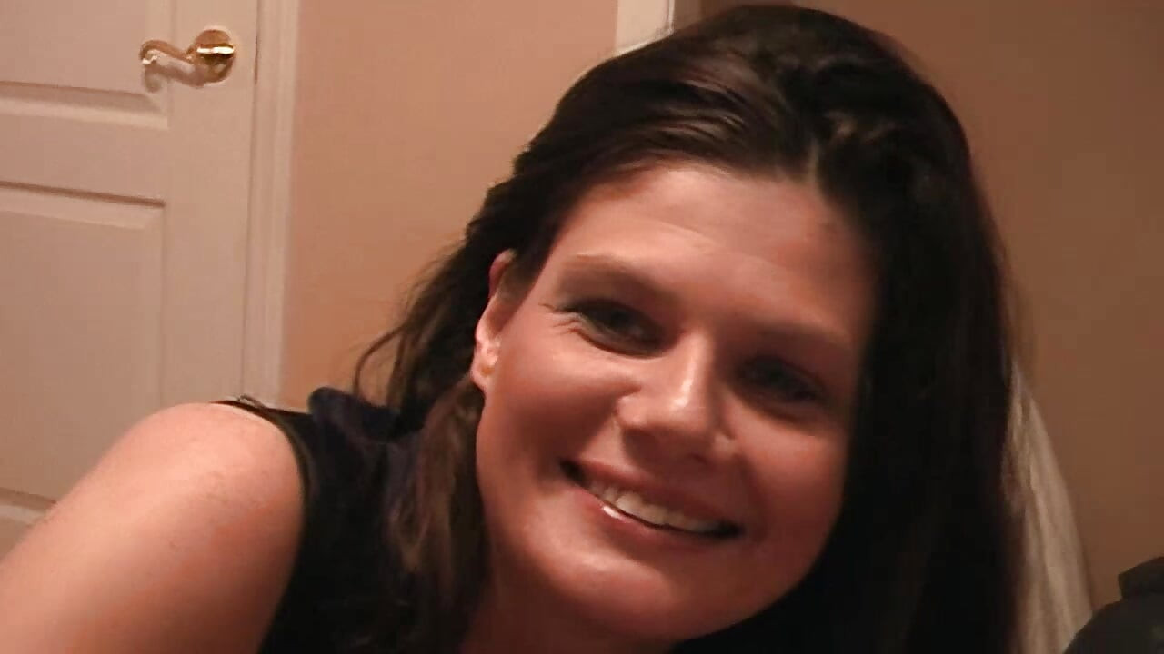 Awek dapat pancutan mani di muka