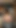 Baştan çıkarıcı esmer soyunuyor ve güzel seksi vücudunu gösteriyor