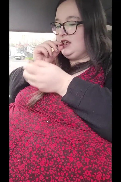 LadyBrads Vs Burger king