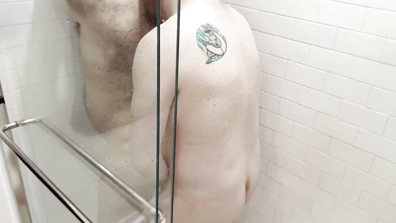 Daddy Bear Fucked by Sexy Ginger Bear in the Shower