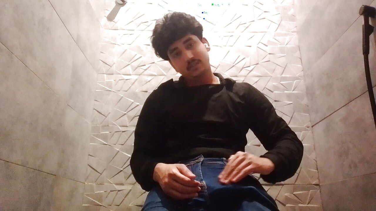 Asian Cute boy masturbation video
