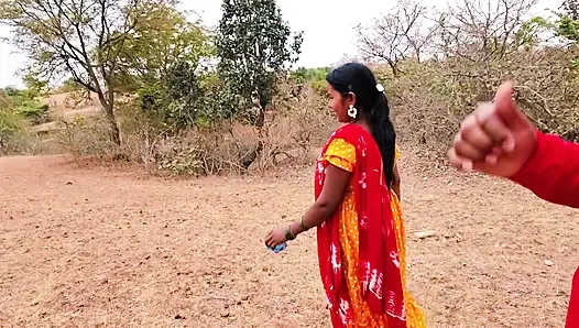 Aaj mer mere sath bahar outdoor me bathroom karne aai thi subah subah jangle me mera mood ban gaya aaur uski gand mar di - bhabhi xxx