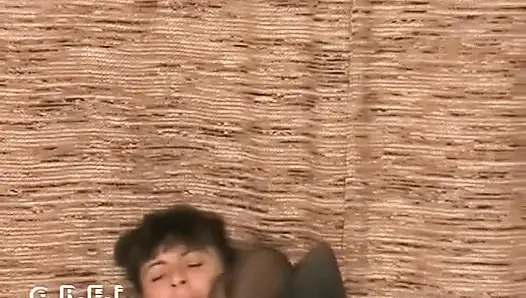 Пухлая телочка наказана и жестко доминирует от ее карательницы