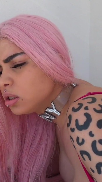 Emotional moment from "Notgeiler Sexturist macht Mexiko unsicher  und fickt alles was nicht bei 3 auf dem Baum ist"