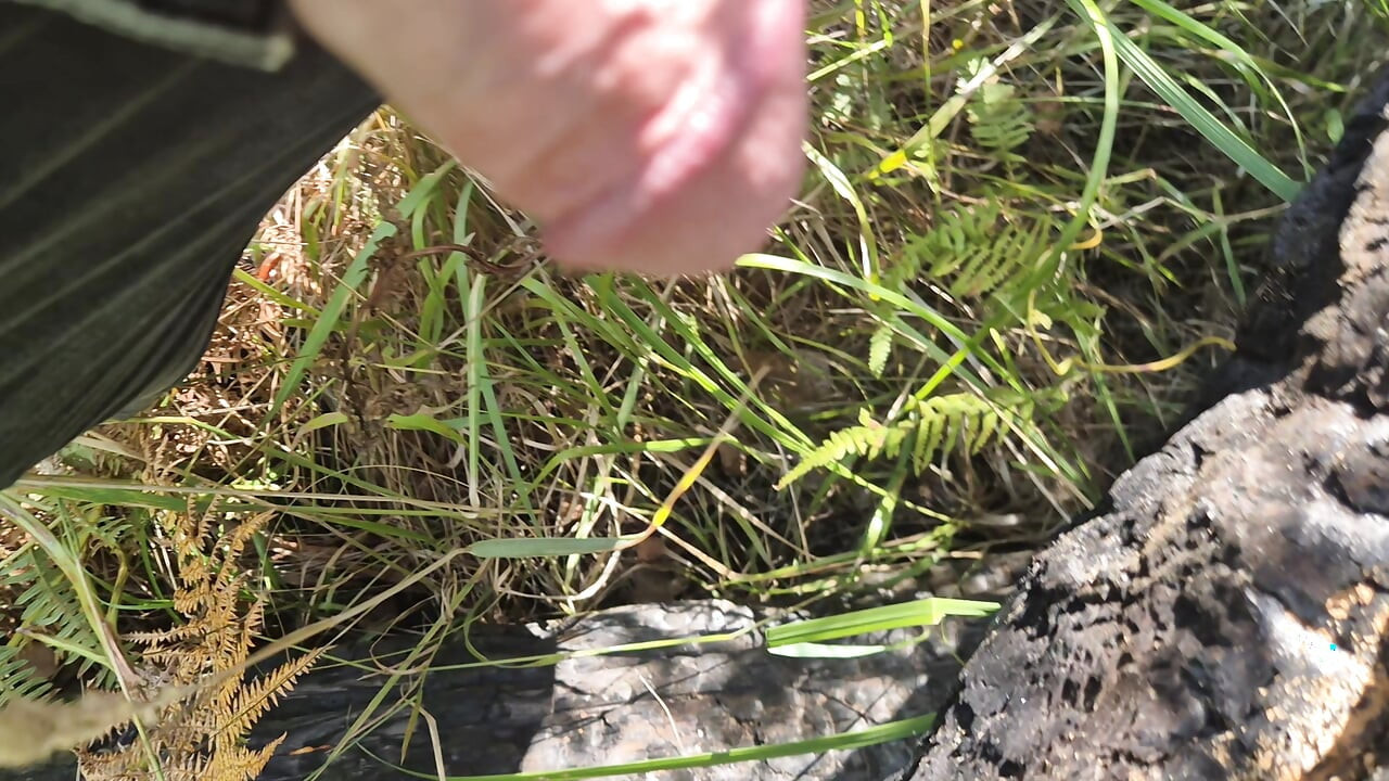 so much delicious sperm - jerking off on burnt tree