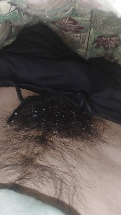 Is their any one who wants to clean my hair