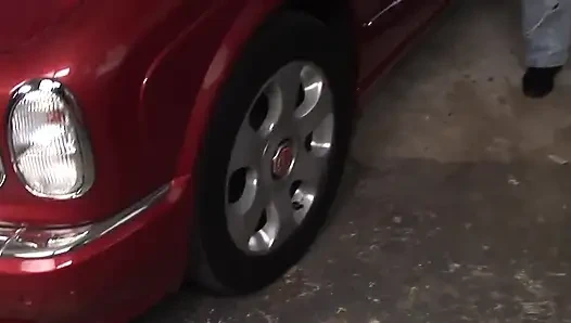 Yaşlı adamla ırklararası üçlü seks