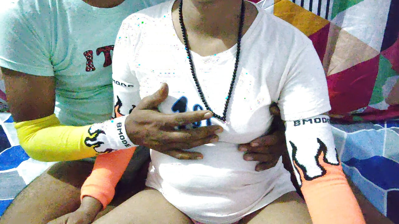 Indiana desi casal esposa grávida mamas pressionar marido Desi mms HD vídeo real casal caseiro amador hd vídeo