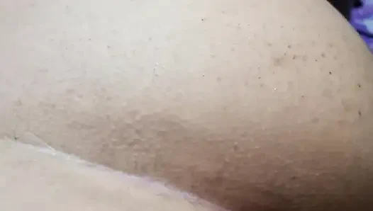 Seks tabung dengan mistral ayah tirinya menonton TV