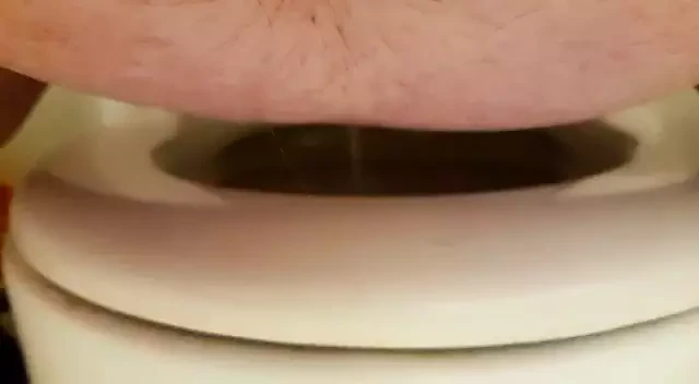 A late night piss