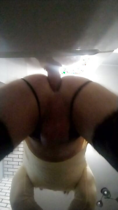 Fiasolo cooks his hole in the kitchen part 2