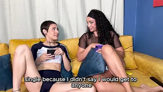 Vergon komşu en iyi arkadaşının önünde Nalgona komşusunun önünde sikişiyor